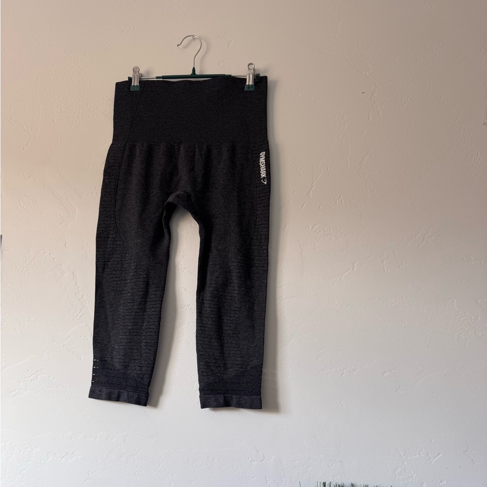 Dark Grey Capris Energy Seamless Gymshark Leggings